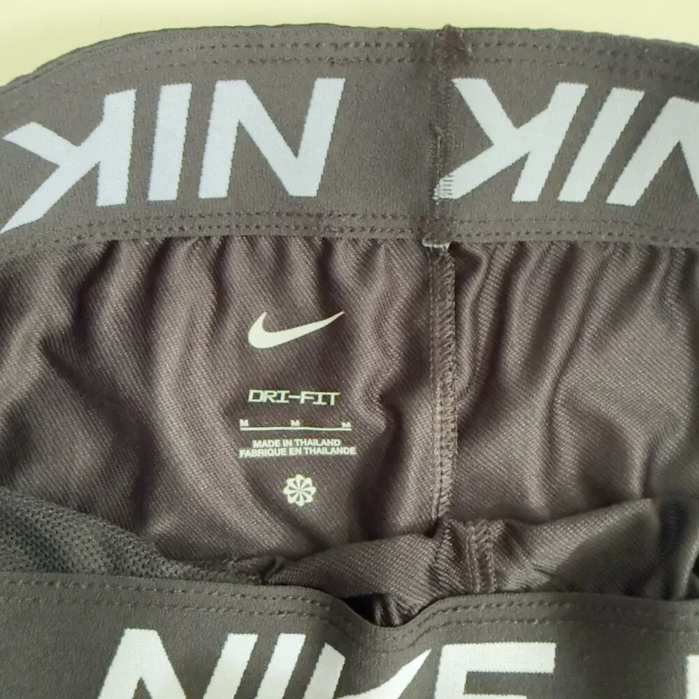 Nike Dri-FIT Mens M Black Joggers Running Sweatpants Warm Drawstring Athletic